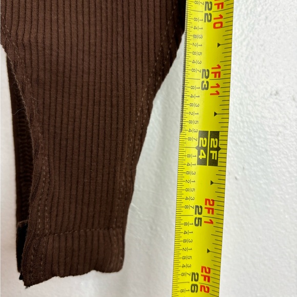 Fashion nova brown bodysuit medium size. - Picture 4 of 4